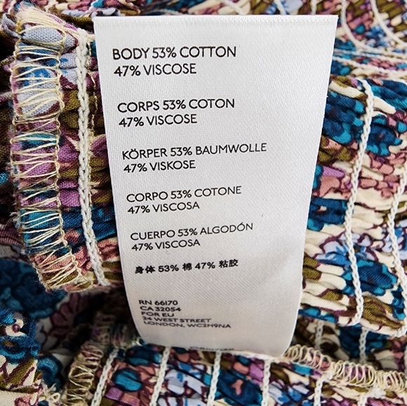 Maeve Anthropologie Odette Smocked Pink Blue Floral Blouse Medium - Picture 9 of 11